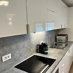 Apartment Kovaceva Apartments, Marice Kovaceve 15, App 1, Free Parking Laibach